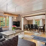 3 Bedroom Amazing In Eggedal