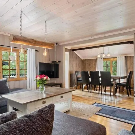 3 Bedroom Amazing In Eggedal