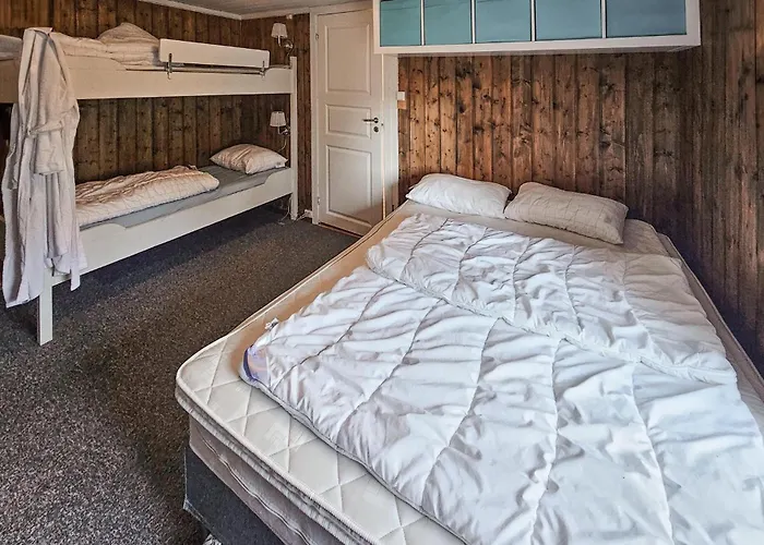 Semesterbostad 3 Bedroom Amazing In